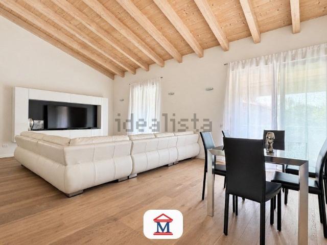 Appartamento in vendita di 149 m² in Via Pescaria
