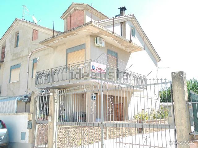 Appartamento in vendita di 149 m² in Via Primo Levi, 4