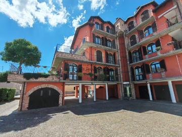 Appartamento in vendita di 149 m² in Via Umberto I, 66