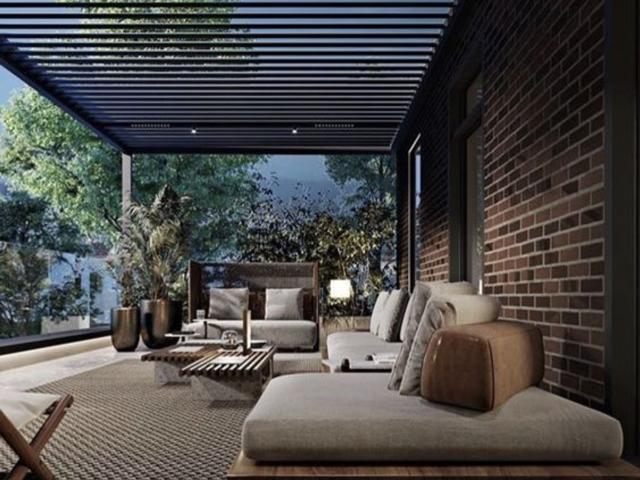 Appartamento in vendita di 149 m² in Via Ugo Foscolo