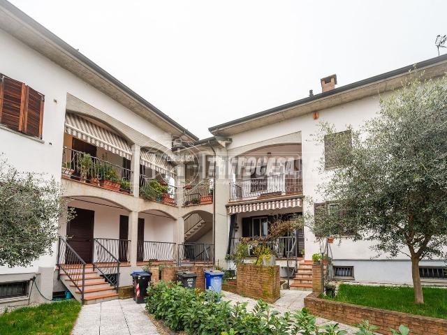 Appartamento in vendita di 150 m² in Via E. Lepido, 3