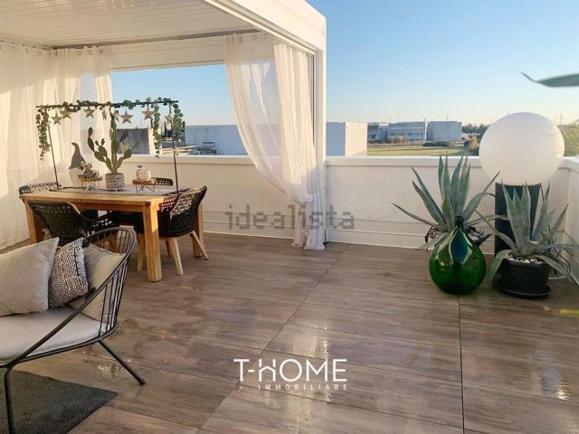 Appartamento in vendita di 150 m² in Via Col Moschin