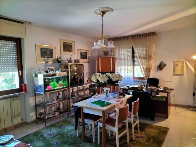 Appartamento in vendita di 150 m² in Via Po