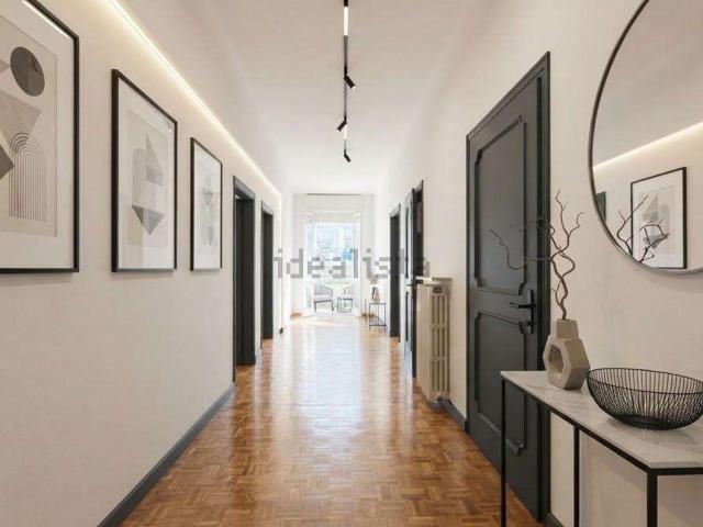 Appartamento in vendita di 150 m² in Via Col di Lana