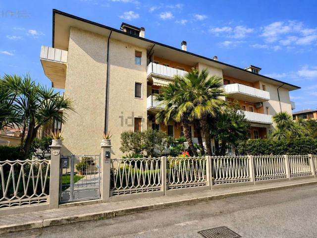 Appartamento in vendita di 150 m² in Via Cola di Rienzo, 10