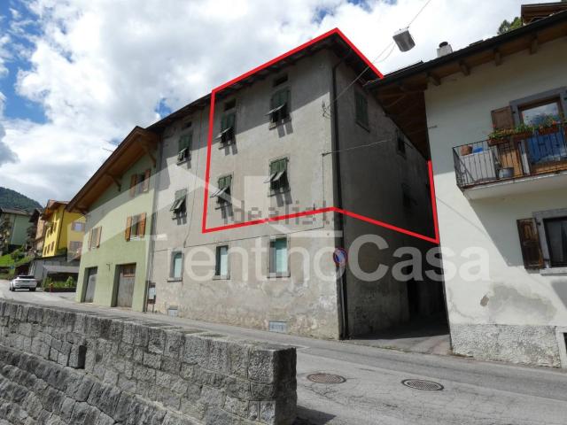 Appartamento in vendita di 150 m² in Via Condino, 15
