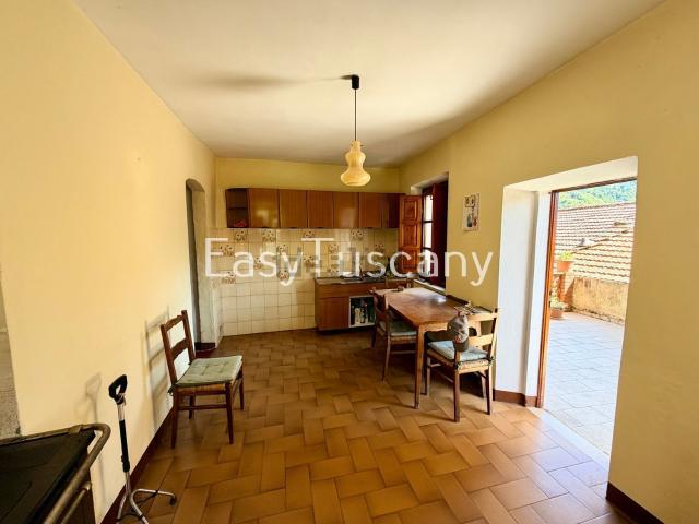 Appartamento in vendita di 150 m² in Via Corrado Pollera, 27