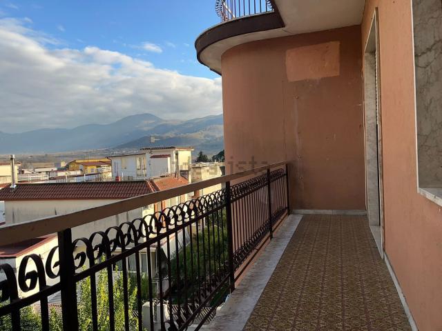 Appartamento in vendita di 150 m² in Via Cav. Ferrante, 5