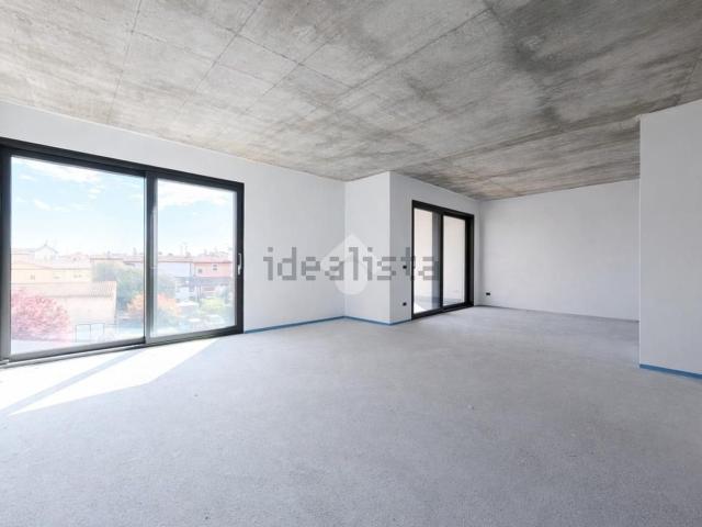 Appartamento in vendita di 150 m² in Via Cavalieri di Vittorio Veneto, 8