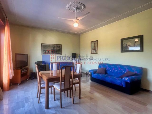 Appartamento in vendita di 150 m² in Via Castello, 1