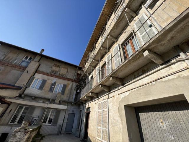 Appartamento in vendita di 150 m² in Via CREVACUORE, 42