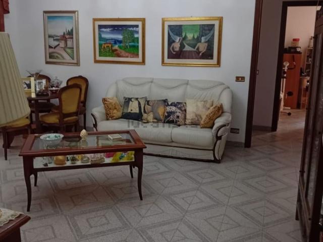 Appartamento in vendita di 150 m² in Via Cristoforo Colombo