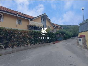 Appartamento in vendita di 150 m² in Via Cupone, 8