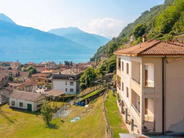 Appartamento in vendita di 150 m² in Via Antica Regina, 23