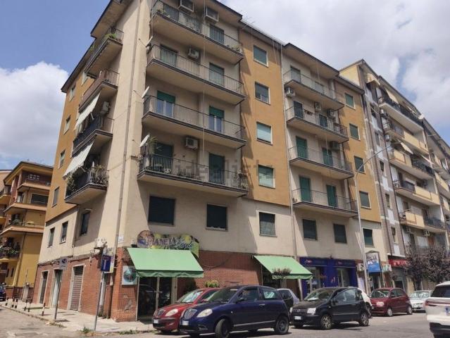 Appartamento in vendita di 150 m² in Via Antonio Bandiera, 10