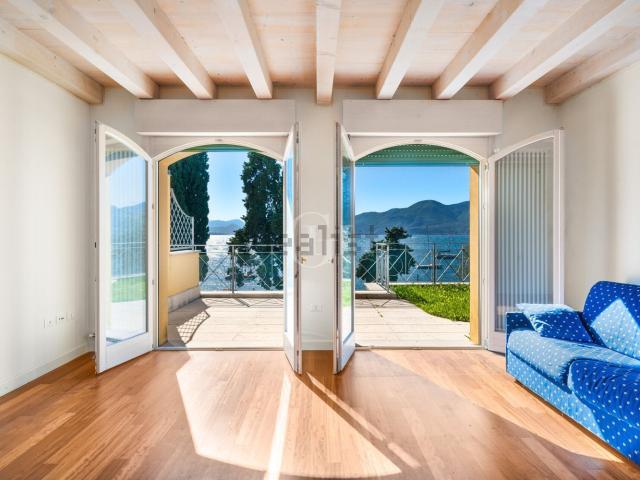 Appartamento in vendita di 150 m² in Via Angelo Dall&apos Oca Bianca