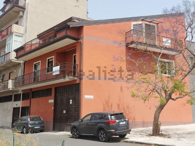 Appartamento in vendita di 150 m² in Via Aosta, 21