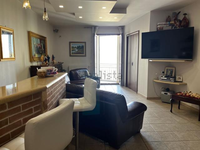Appartamento in vendita di 150 m² in Via Abate Clemente, 11