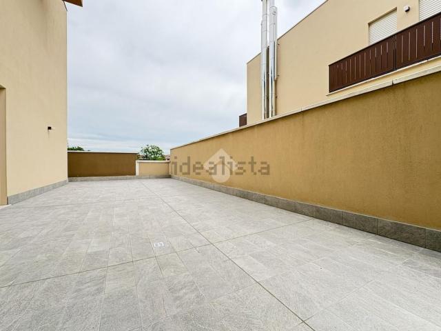 Appartamento in vendita di 150 m² in Via Albert Sabin, 3245