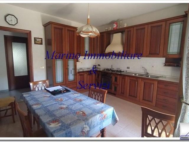 Appartamento in vendita di 150 m² in Via Aldo Moro