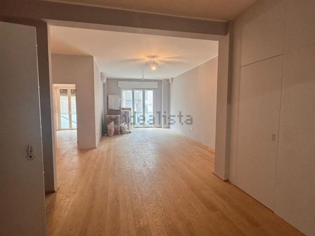 Appartamento in vendita di 150 m² in Via Alessandro Tassoni