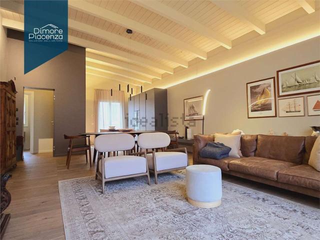 Appartamento in vendita di 150 m² in Via Alessandro Bolzoni