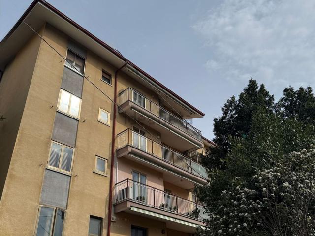 Appartamento in vendita di 150 m² in Via Alle Cave, 43