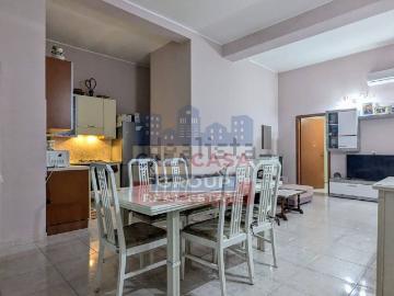 Appartamento in vendita di 150 m² in Via Banco Monteforte, 15