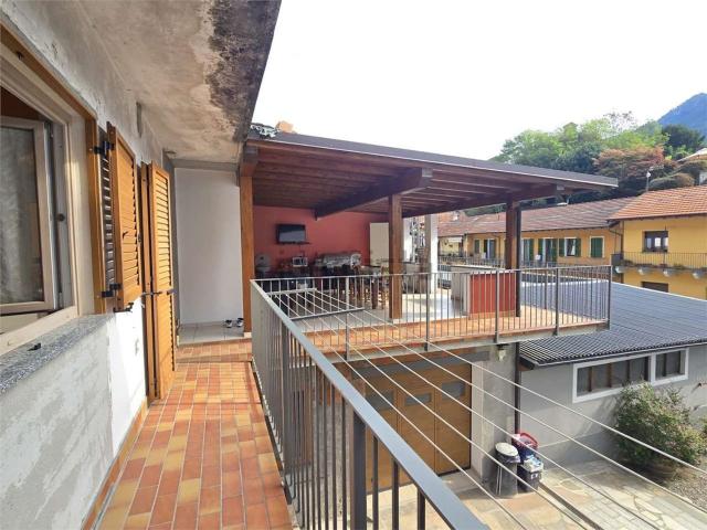 Appartamento in vendita di 150 m² in Via Bariselli