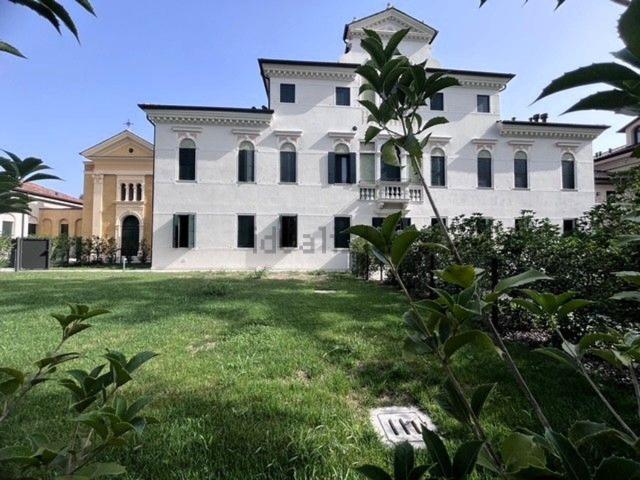 Appartamento in vendita di 150 m² in Via Bastia Fuori