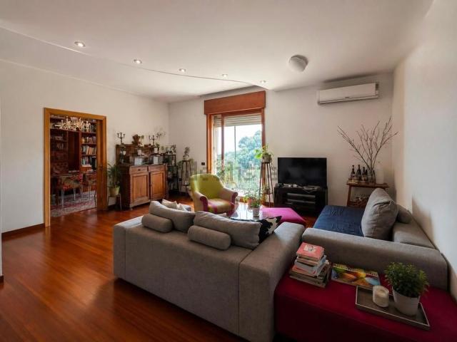 Appartamento in vendita di 150 m² in Via Belsito, 19