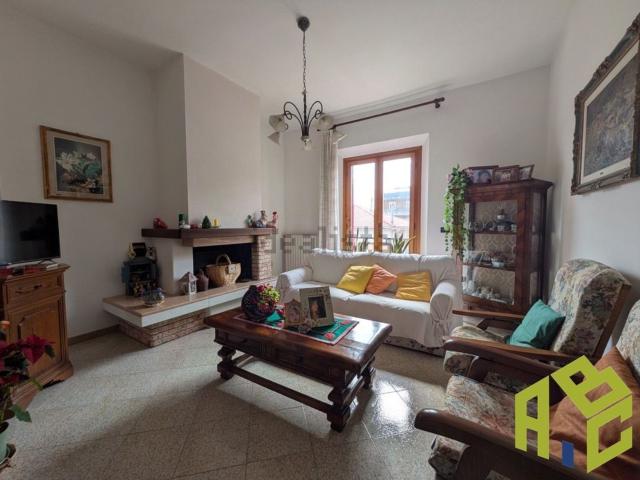 Appartamento in vendita di 150 m² in Via G. E. Modigliani, 17
