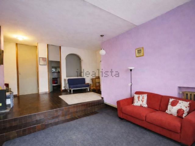 Appartamento in vendita di 150 m² in Via G. Matteotti, 1