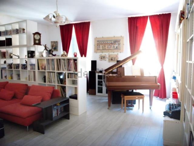 Appartamento in vendita di 150 m² in Via Giuseppe Mazzini