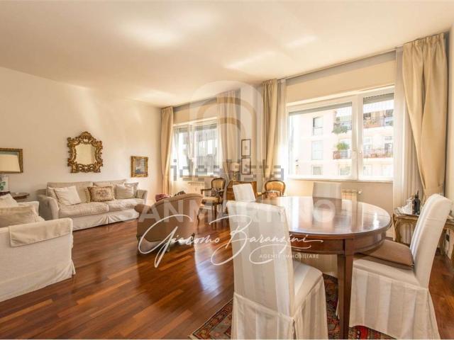 Appartamento in vendita di 150 m² in Via Giuseppe Speroni
