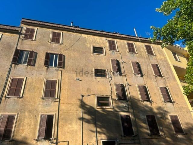 Appartamento in vendita di 150 m² in Via Giuseppe Picchioni, 15