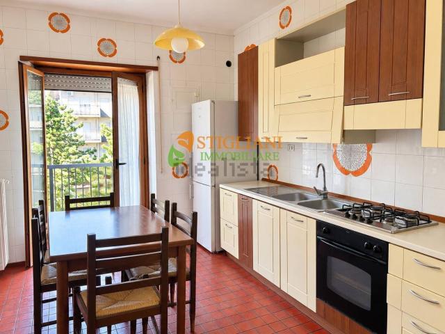 Appartamento in vendita di 150 m² in Via Giacomo Leopardi