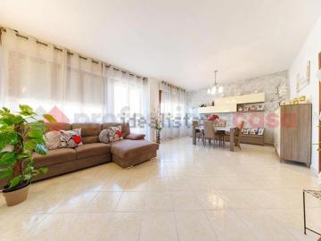 Appartamento in vendita di 150 m² in Via Giovanni da Verrazzano