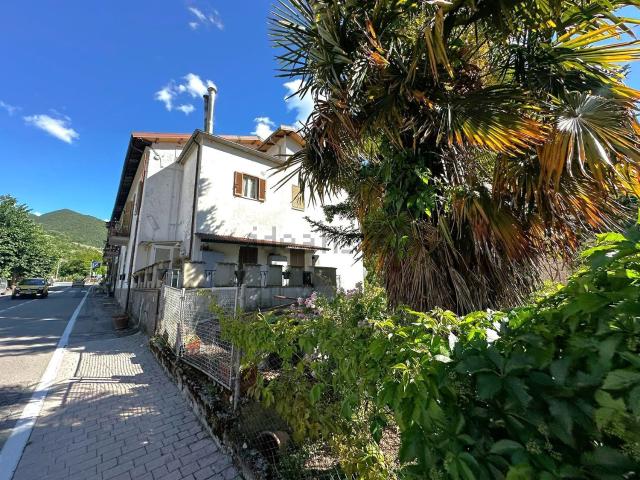 Appartamento in vendita di 150 m² in Via Guglielmo Marconi, 18