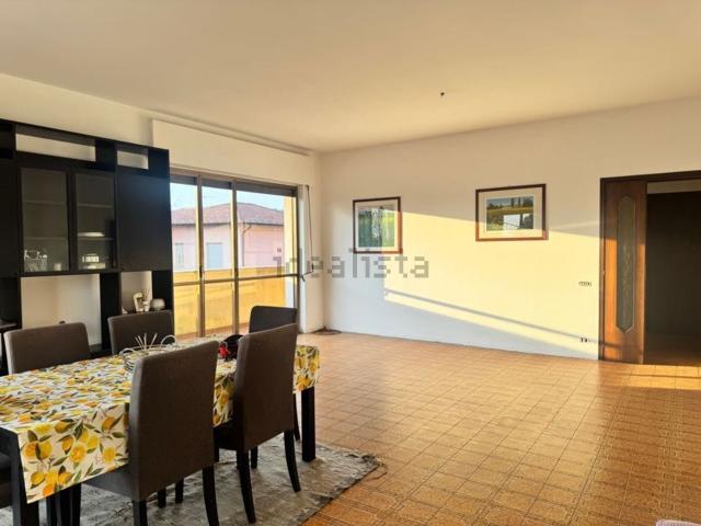Appartamento in vendita di 150 m² in Via Guglielmo Marconi