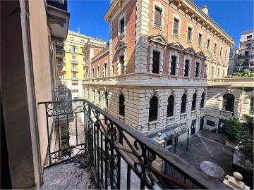 Appartamento in vendita di 150 m² in Via de Luca Antonio Maria, 10