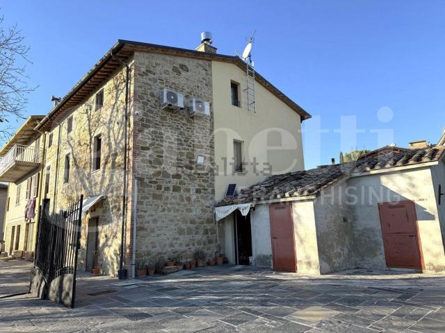 Appartamento in vendita di 150 m² in Via degli Arnati, 42