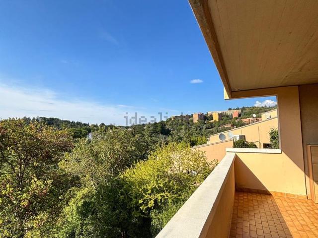 Appartamento in vendita di 150 m² in Via del Giaggiolo