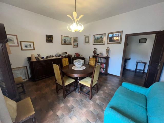 Appartamento in vendita di 150 m² in Via del Poggetto