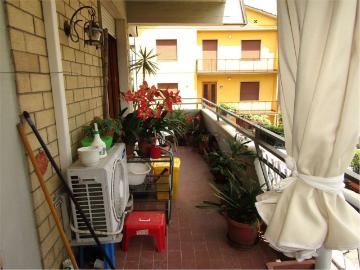 Appartamento in vendita di 150 m² in Via dell&apos Arboreto