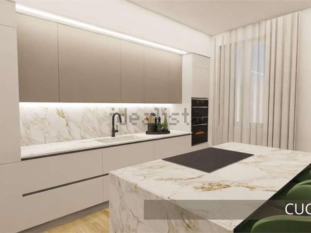 Appartamento in vendita di 150 m² in Via della Pace