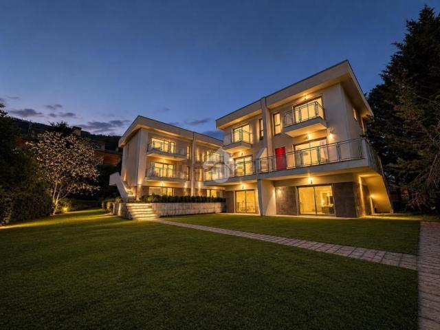 Appartamento in vendita di 150 m² in Via della Rocchetta, 9