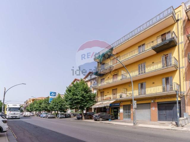Appartamento in vendita di 150 m² in Via della Regione, 100