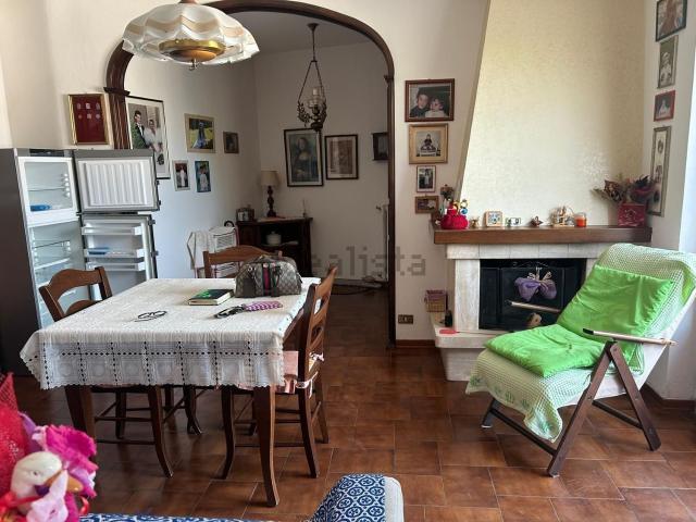 Appartamento in vendita di 150 m² in Via di Mocarello