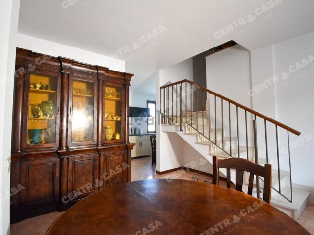 Appartamento in vendita di 150 m² in Via E. Fermi